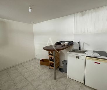 Location Appartement 1 pièce 11m² ANGERS 49000 - Photo 3