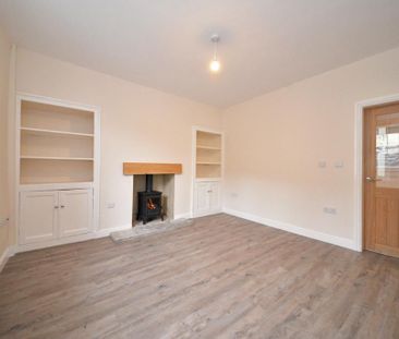 2 bedroom terraced house to rent - Photo 2
