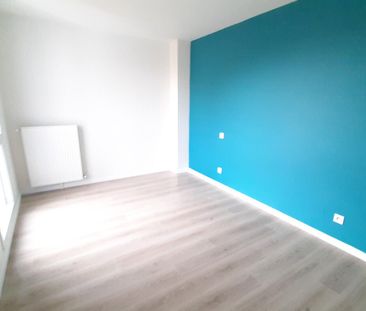 location Appartement T2 DE 42m² À CHAMPIGNY SUR MARNE - Photo 2