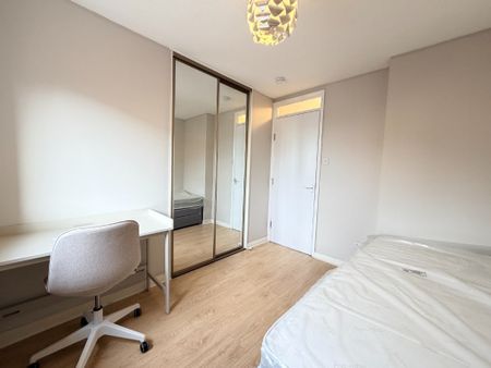 Yorkhill Street, 3/2, Glasgow, Yorkhill, G3 8NS - Photo 4