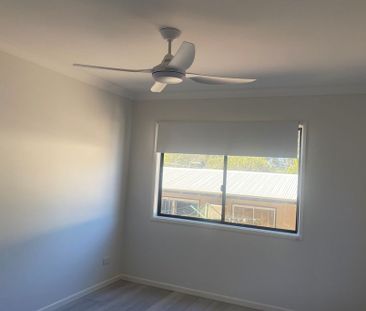 Hidden gem - Brand new house with luxury inclusions and peaceful su... - Photo 4