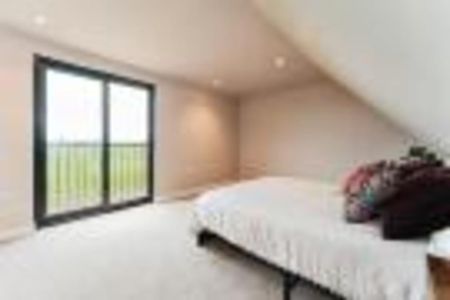 1 bedroom barn conversion to rent - Photo 3