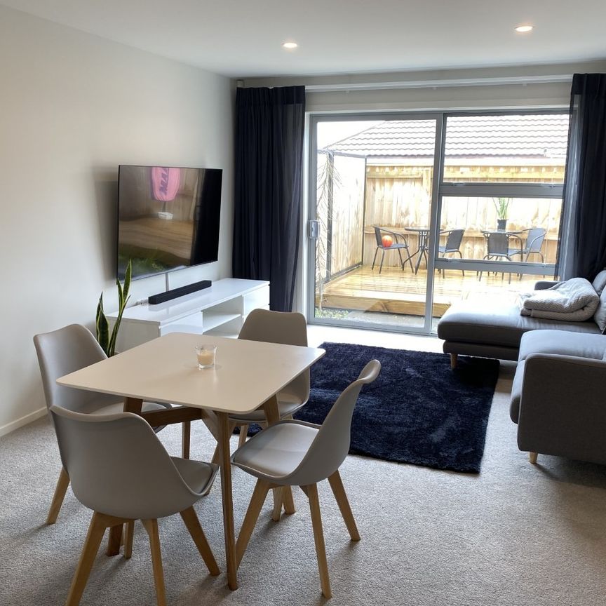 43 McGrath Way, Taita - Photo 1