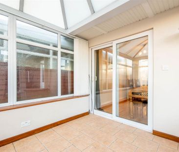 3 bedroom semi-detached house to rent - Photo 6