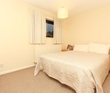 2 bedroom semi-detached house to rent - Photo 2