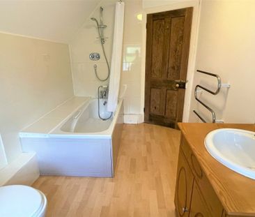 Lowton, Taunton, Somerset - Photo 4