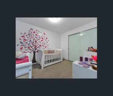 Unbeatable 2 bedroom unit in the heart of West End! - Photo 3