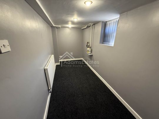 Price £1,300 pcm - Available Now - Unfurnished - Photo 1