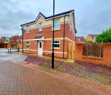 Comet Court, Auckley - Photo 1