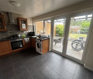 property to rent Speedwell Place, Conniburrow, Milton Keynes, MK14 - Photo 2