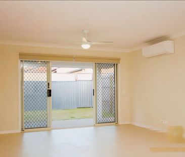 4 bed 2 bath - Photo 1