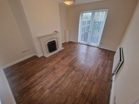 2 bedroom semi-detached house to rent - Photo 1