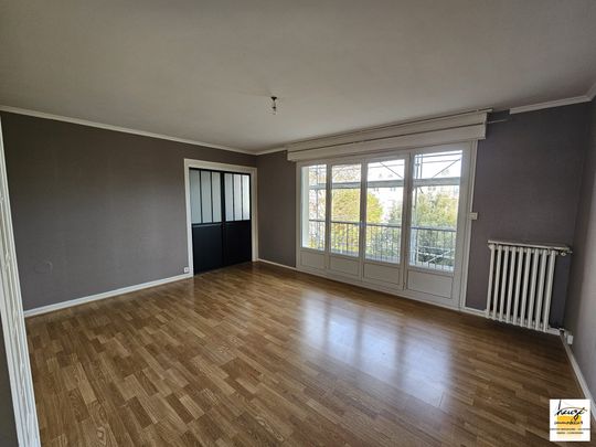 Location Appartement 5 pièces 92m² LE HAVRE 76600 - Photo 1