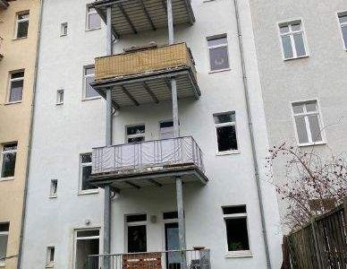 3 Raum Wohnung Zwickau Innenstadt mit Balkon und Tageslichtbad ab sofort zu vermieten - Photo 1