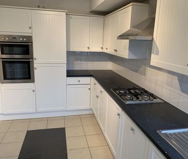 3 bedroom bungalow to rent - Photo 2