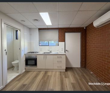 FRESHLY REJUVENATED TWO BEDROOM APARTMENT - Photo 1