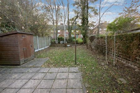 3 Bedroom House - Detached To Let - Photo 5