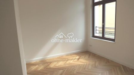 Kernsanierte 2-Zimmer-Wohnung mit Einbauküche und großem Erker - Photo 3