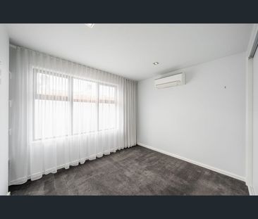 3/15-17 Hotham Rd, Niddrie, Vic 3042 - Photo 5