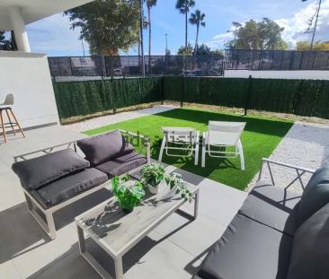 Alquiler de piso en Valle Romano Golf - Photo 2