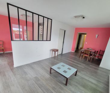 Location Appartement 3 pièces Meublé 74m² BEGLES 33130 - Photo 1