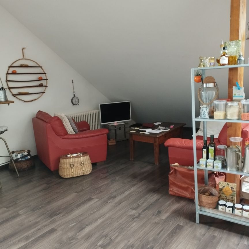 Location Appartement 4 pièces 83m² ESPALION 12500 - Photo 1