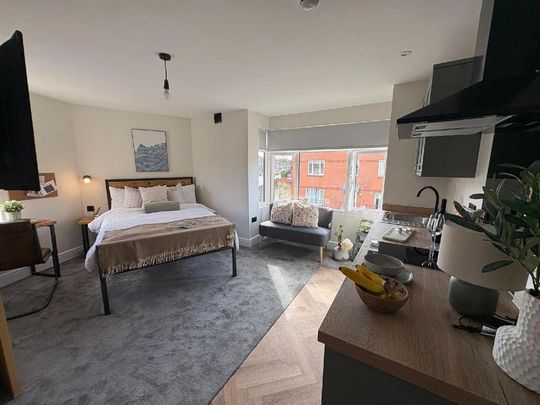 Studio to rent - Photo 1