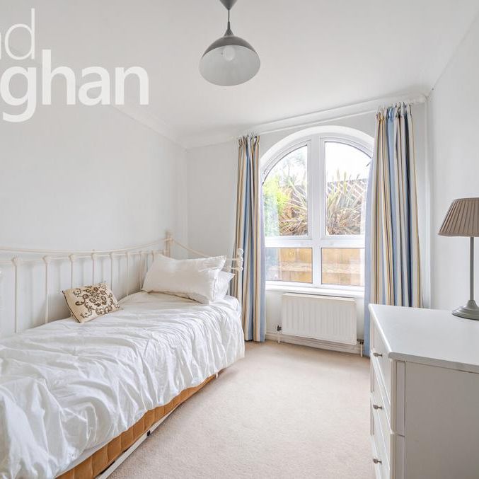 3 bedroom flat to rent - Photo 1