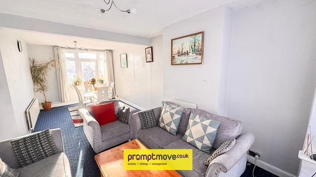 3 bedroom semi-detached house to rent - Photo 1