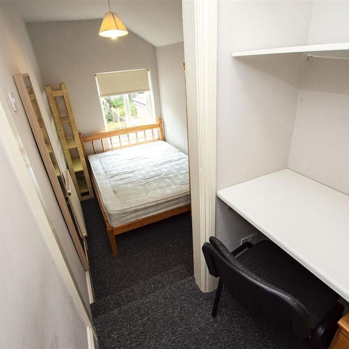 4 bedroom house to rent - Photo 1