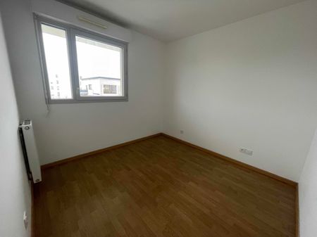 Location Appartement 3 pièces 67m² - Photo 2