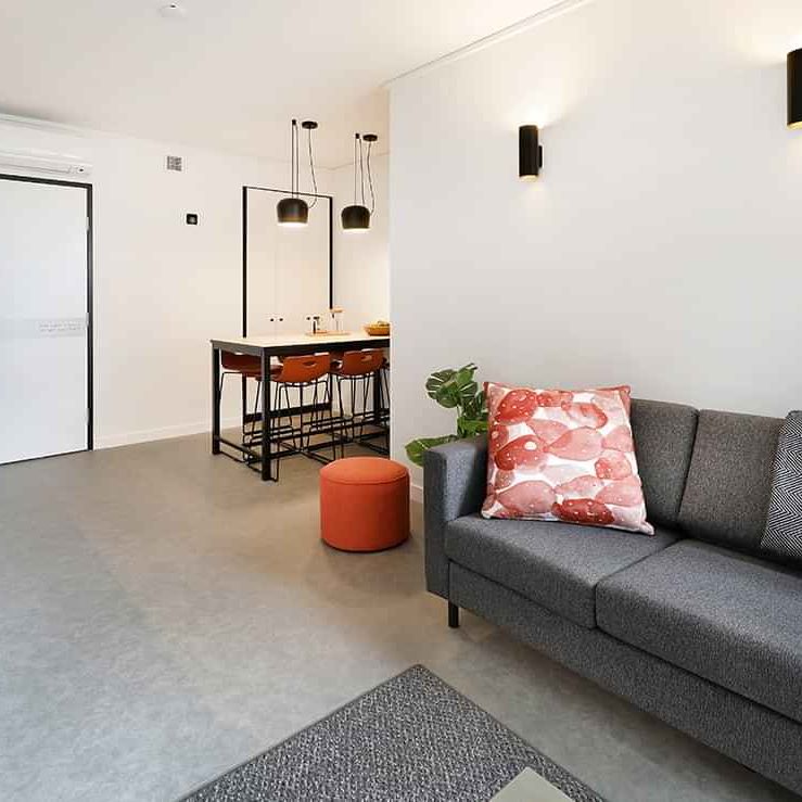 Single Bedroom In 5 Share Apartment - Photo 1