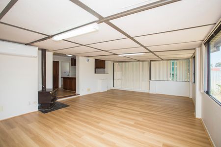 13 Duff Road, Riverton WA 6148 - House For Rent | Domain - Photo 2