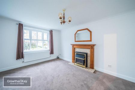 4 bedroom detached house to rent - Photo 3