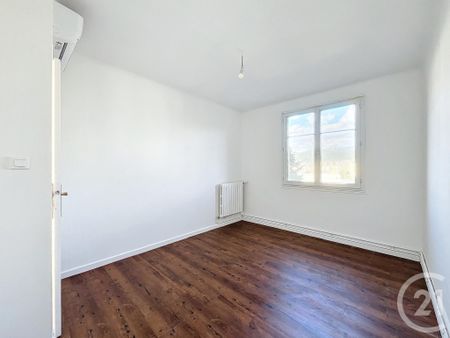 Location Appartement 4 pièces 92m² AJACCIO 20090 - Photo 2