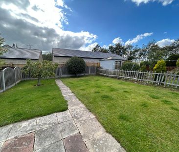 2 bedroom bungalow to rent - Photo 2