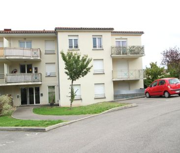 Location Appartement 2 pièces 40m² LE CREUSOT 71200 - Photo 4