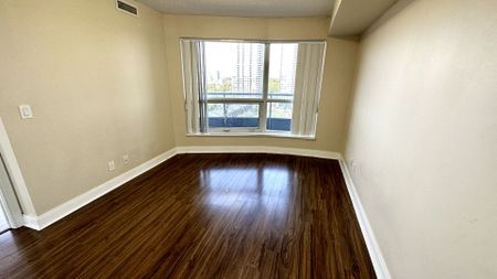 For Lease - 125 Village Green Square Unit# 1309, Toronto, Ontario - Photo 4