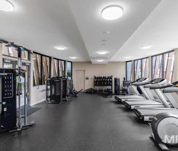 “Resort style living awaits” - Photo 3