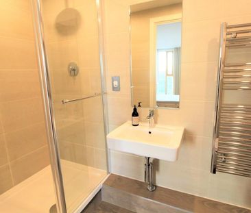 Candle House, Leeds - Photo 1