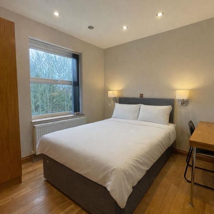 1 bedroom house of multiple occupation to rent - Photo 1