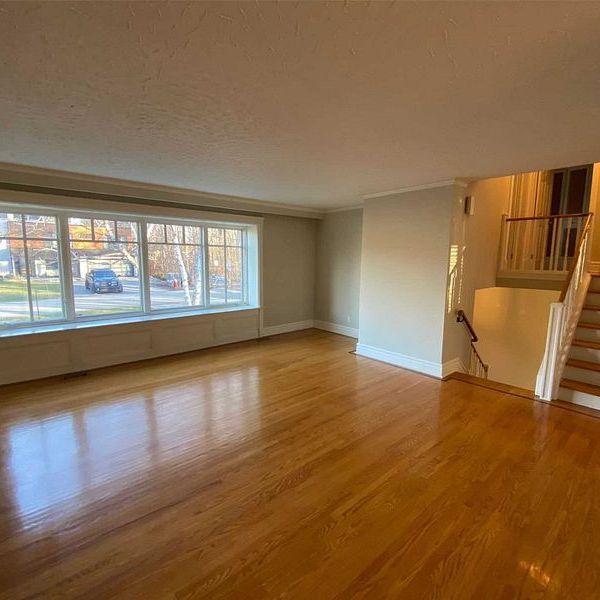 For Lease - 1306 Hixon Street, Oakville, Ontario - Photo 1