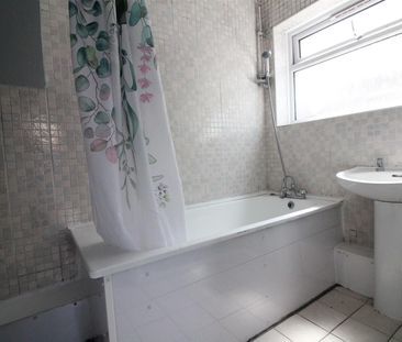 St. Matthew Close, Uxbridge - Photo 5