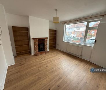 2 bedroom terraced house to rent - Photo 2