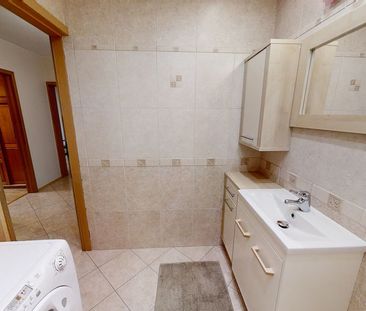 3 pok. na wynajem Centrum częściowo umeblowane - Zdjęcie 2