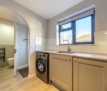 2 bedroom end of terrace house to rent - Photo 6