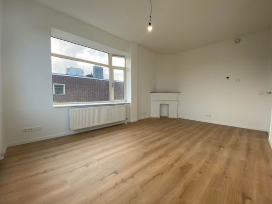 Appartement te huur: Veenendaalkade 373 2547 AJ Den Haag - Photo 1