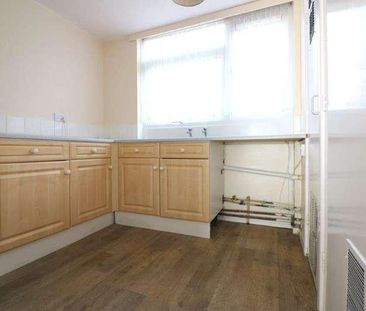 Ashanti Close, Southend-on-sea, Essex, SS3 - Photo 3