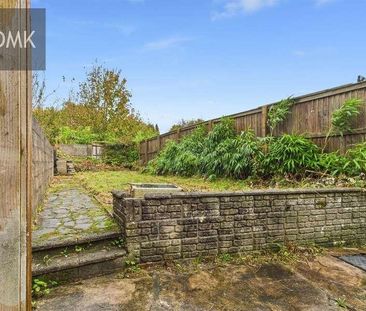 Carmarthen Road, Fforestfach, Swansea, SA5 - Photo 2