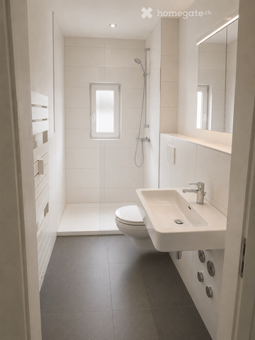 Stilvolle 3.5-Zimmer-Wohnung in Binningen - Erstvermietung nach Kernsanierung - Photo 2
